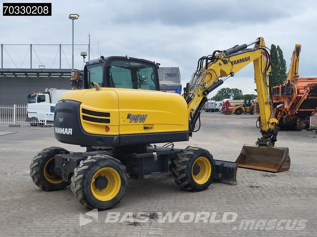 Yanmar B95 W B95W Auto Greasing - A/C حفارات بعجل