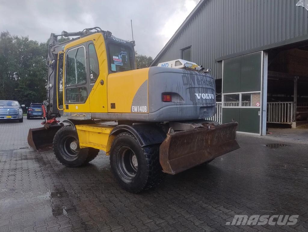 Volvo EW140B Mobiele kraan Ratasekskavaatorid