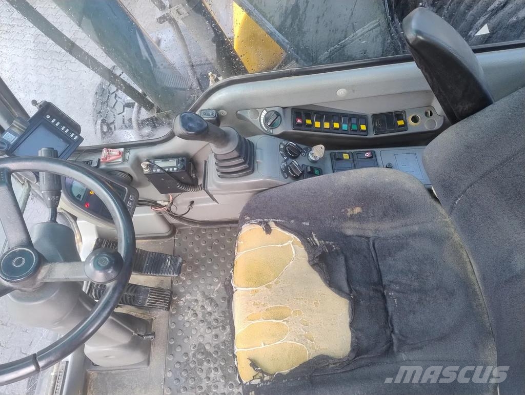Volvo EW140B Mobiele kraan Ratasekskavaatorid