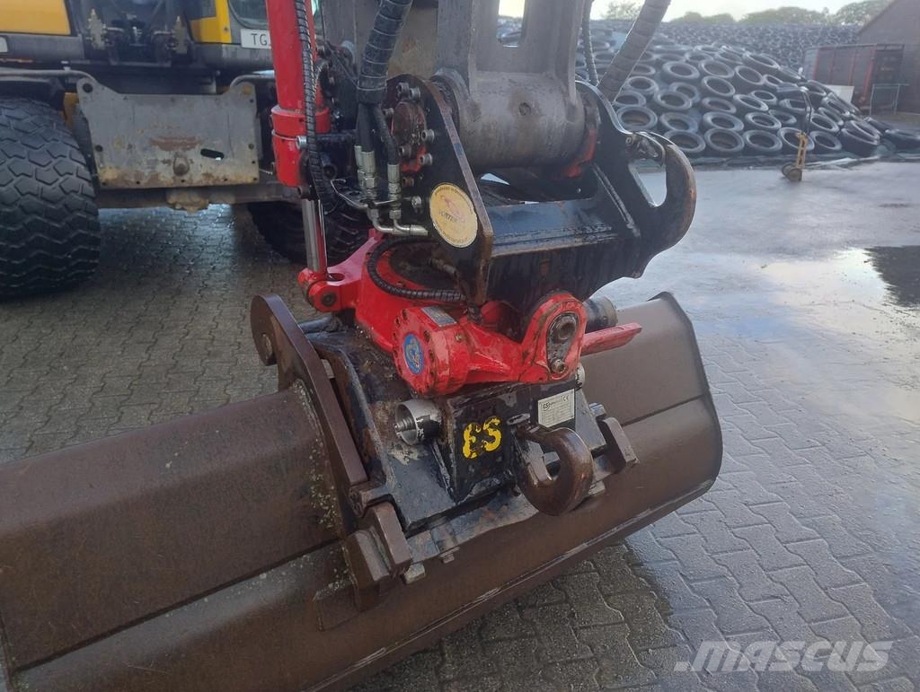 Volvo EW140B Mobiele kraan Ratasekskavaatorid