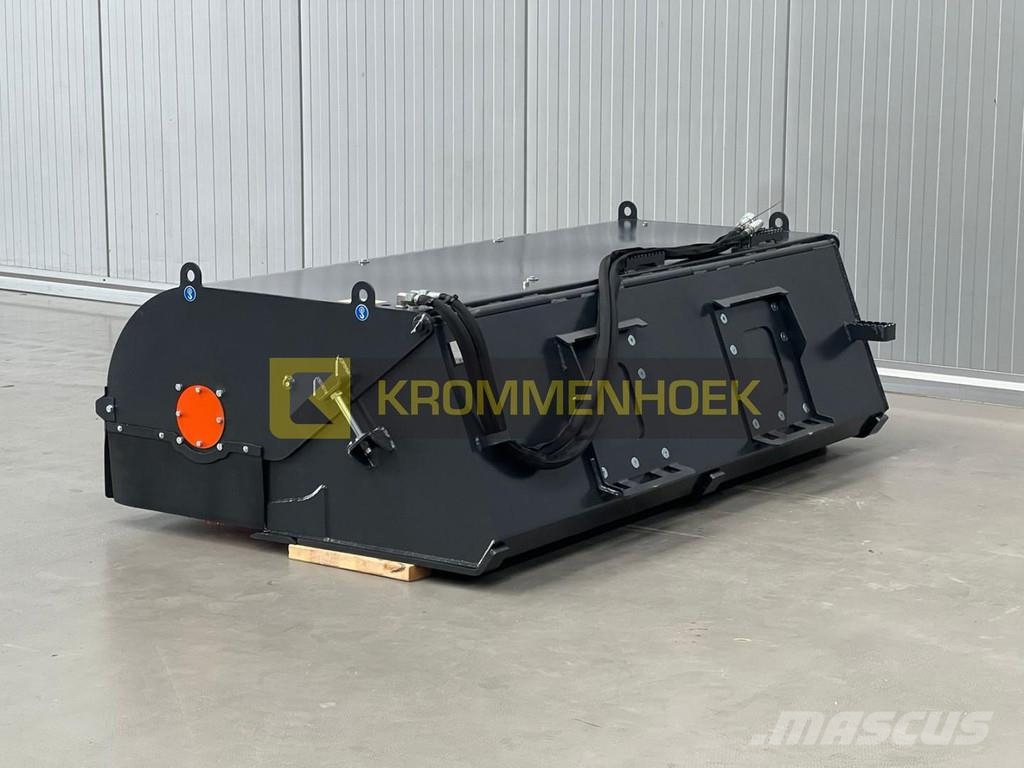 Bobcat Cangini SPZ210 2100 mm Sweeper bucket Børster