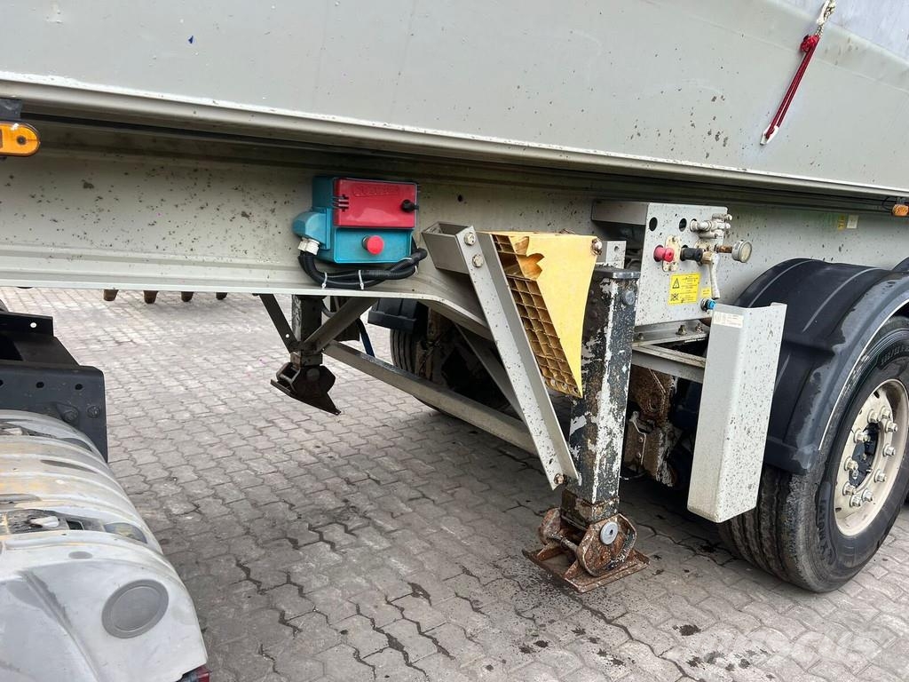 Stas S 339 CX Semirremolques de volteo