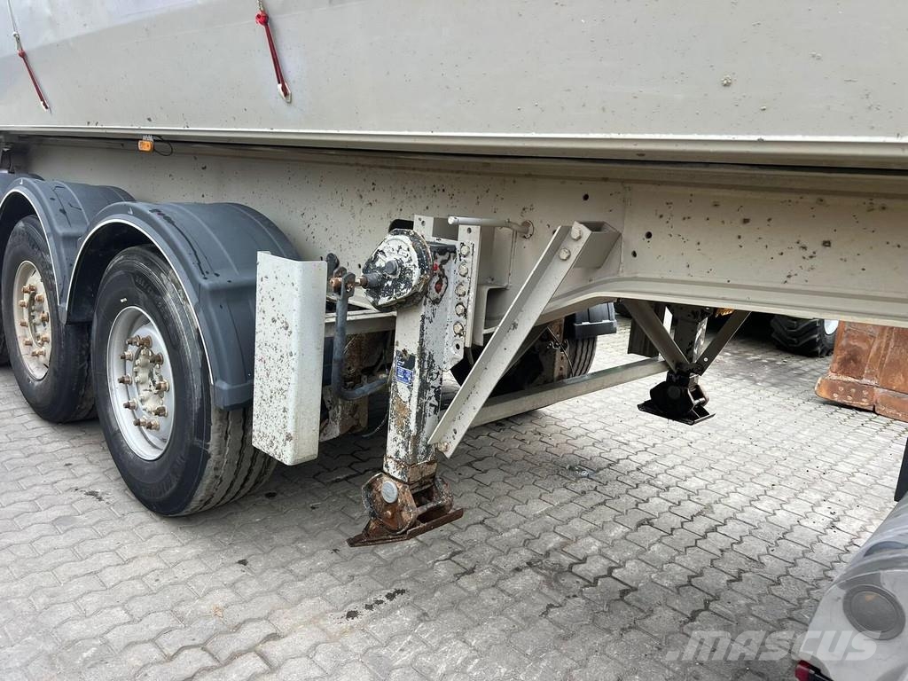 Stas S 339 CX Semirremolques de volteo