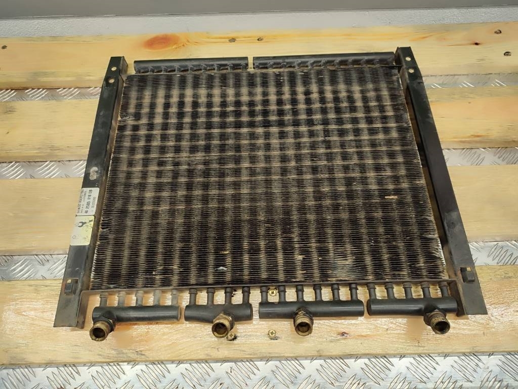 JCB Oil cooler 30/205300 JCB FASTRAC 155 라디에이터