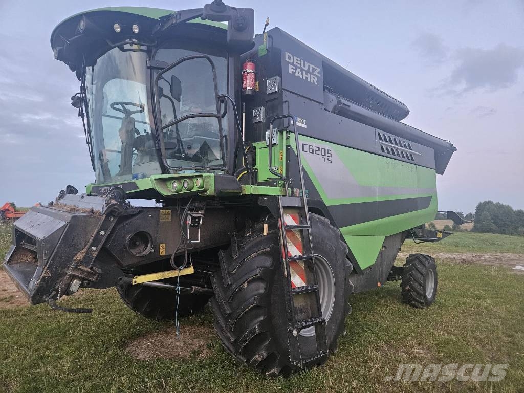Deutz-Fahr C 6205 Kombajni