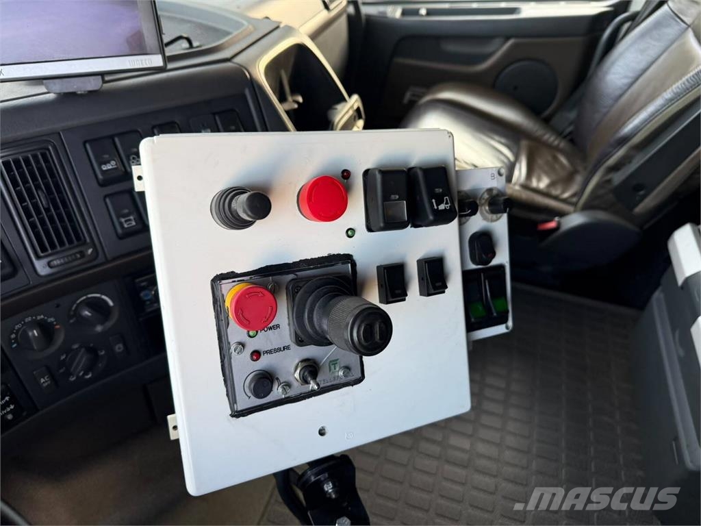Volvo FH16 600 8x4 Rol kiper kamioni sa kukom za podizanje tereta