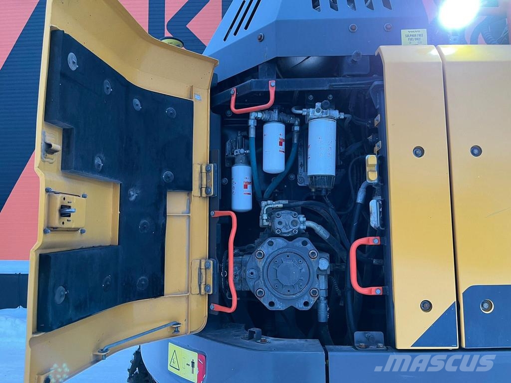 Volvo ECR 355 EL 3D / AC / CENTRAL LUBRICATION Raupenbagger