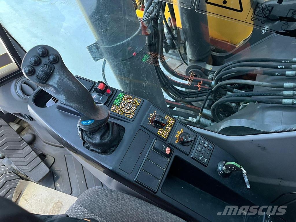 Volvo ECR 355 EL 3D / AC / CENTRAL LUBRICATION Raupenbagger