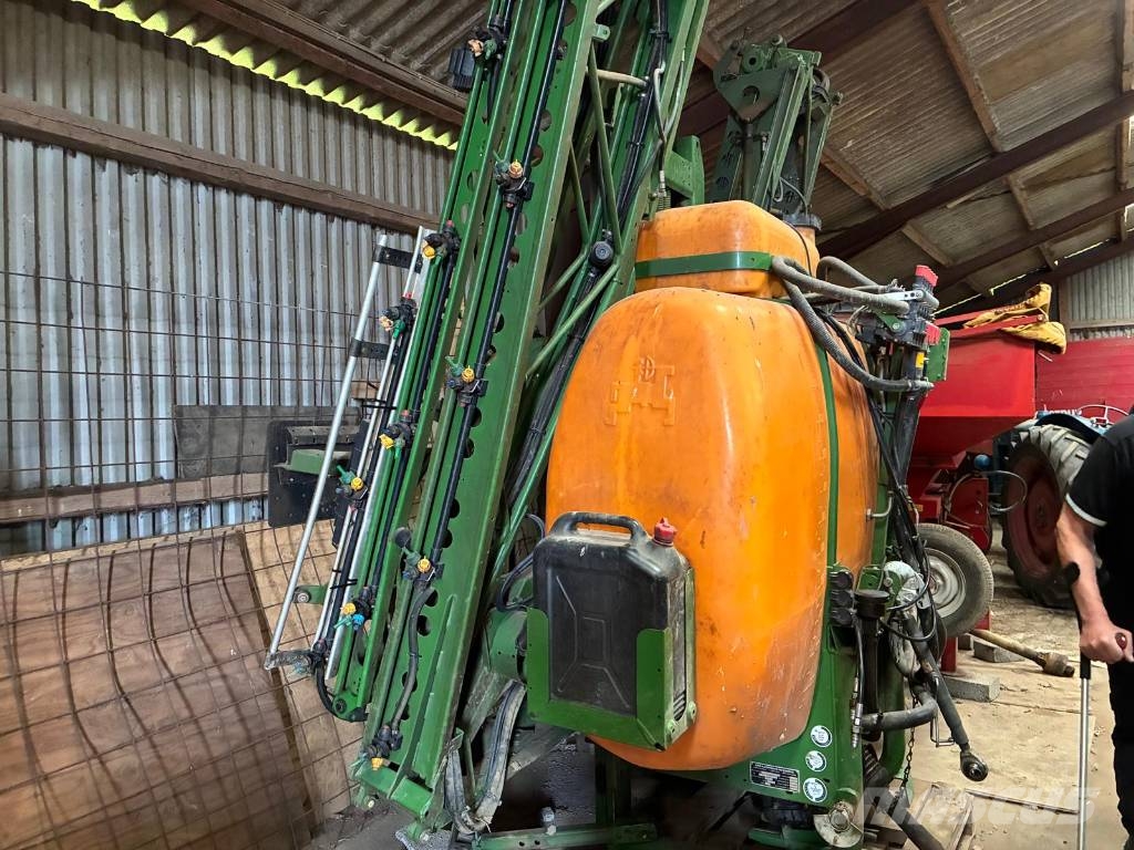Amazone UF 1200 Навісні обприскувачі