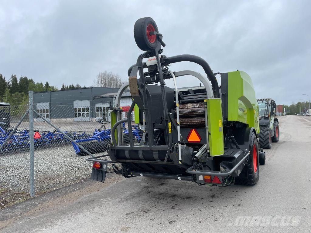 CLAAS Rollant 455 Uniwrap محزمات مستديرة