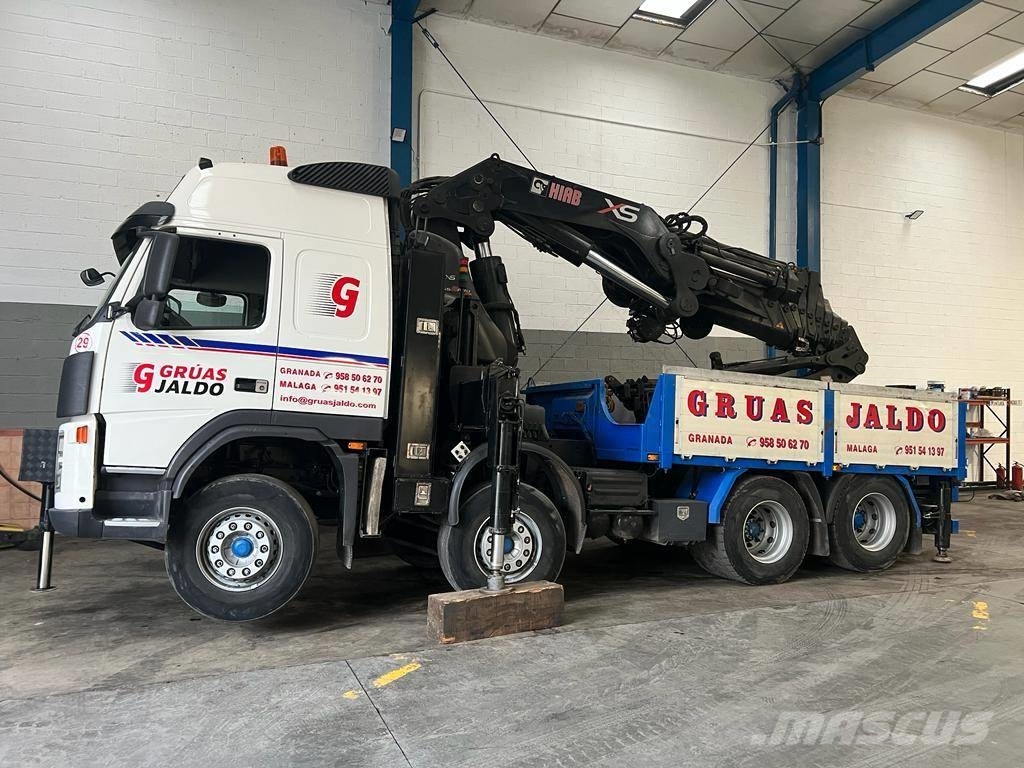 Volvo FM 480 CON GRÚA HIAB 1055E-8 HIPRO CON JIB شاحنات الرافعات