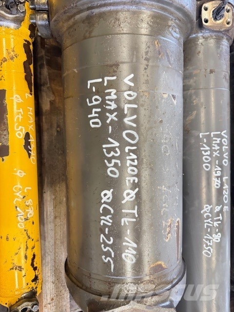 Volvo L 120 E USED HYDRAULIC CYLINDER COMPLET 油壓