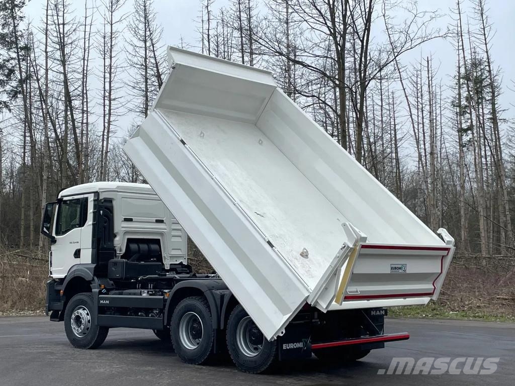 MAN TGS 33.440 MAN TGS 33.440 6x4 /Euro6 3-Seiten-Kipp Lastbiler med tip