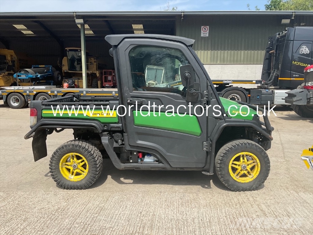 John Deere GATOR XUV 865M UTVs