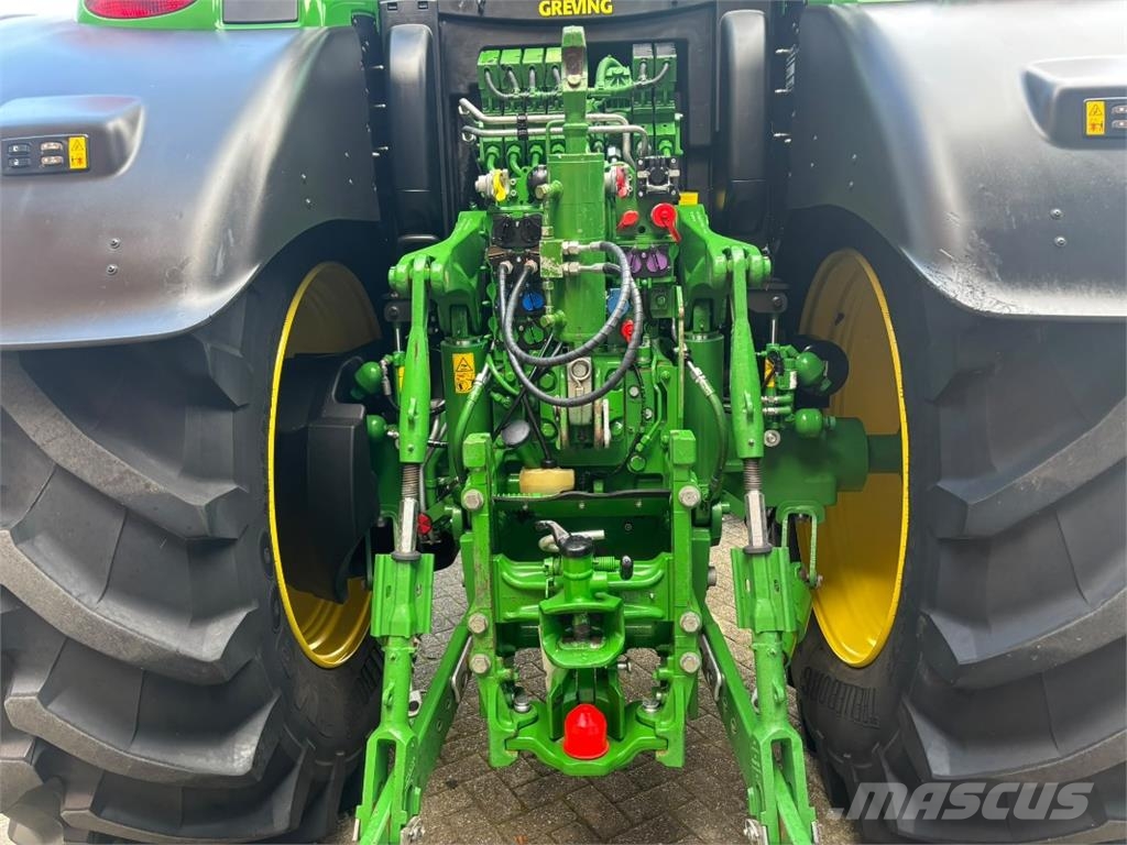 John Deere 6215R 农业机械-其他