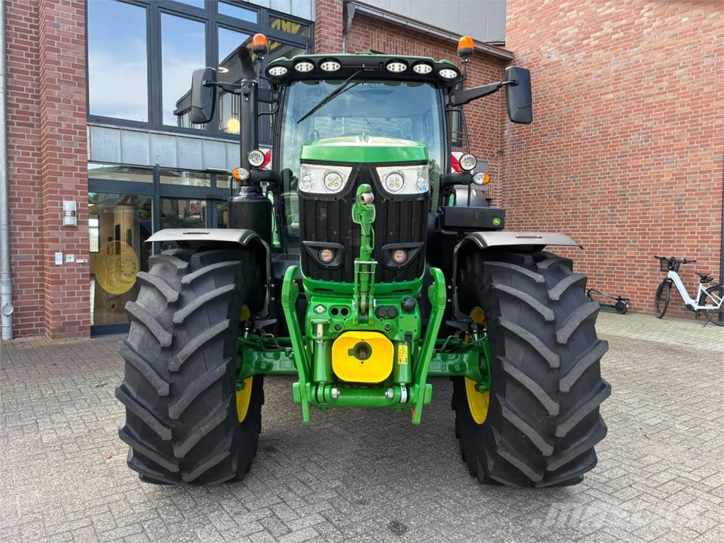 John Deere 6215R 农业机械-其他