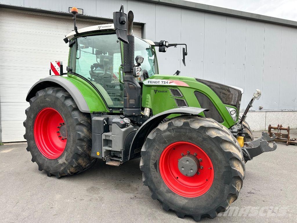 Fendt 724 VARIO PROFI + S4 Traktoren