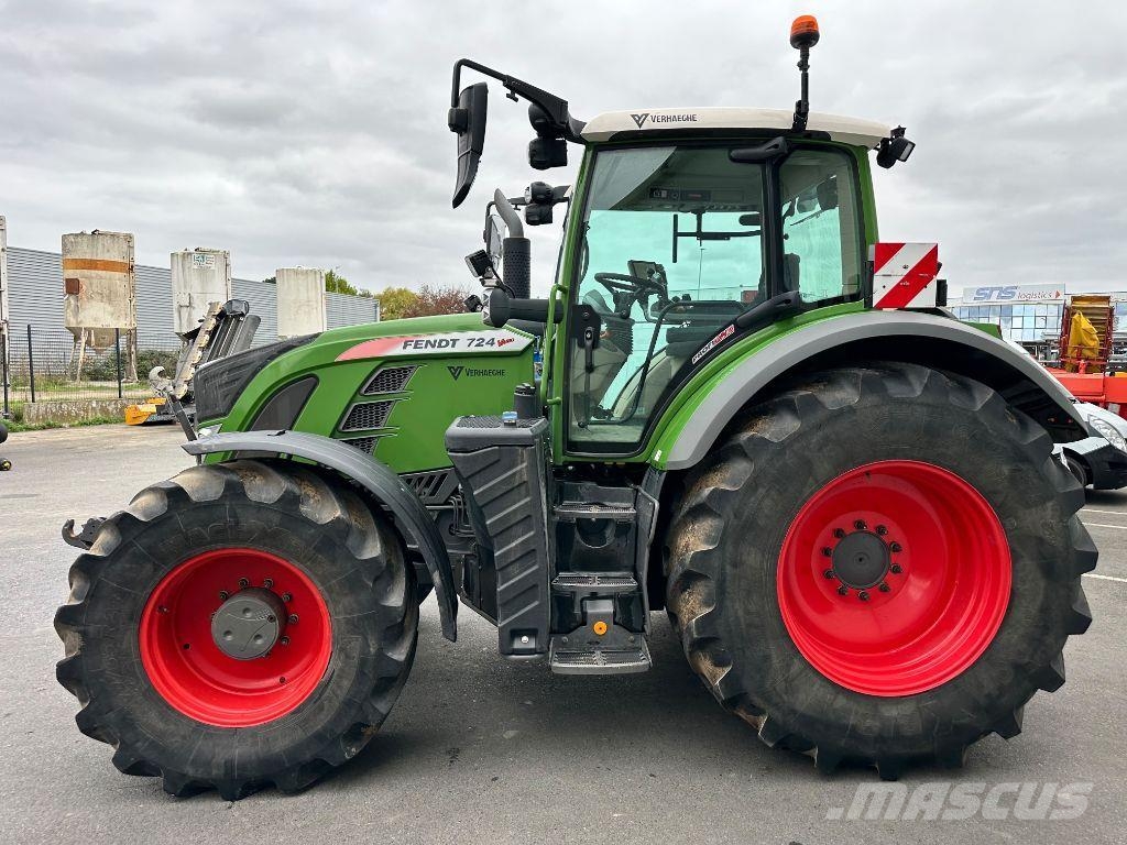 Fendt 724 VARIO PROFI + S4 Traktori
