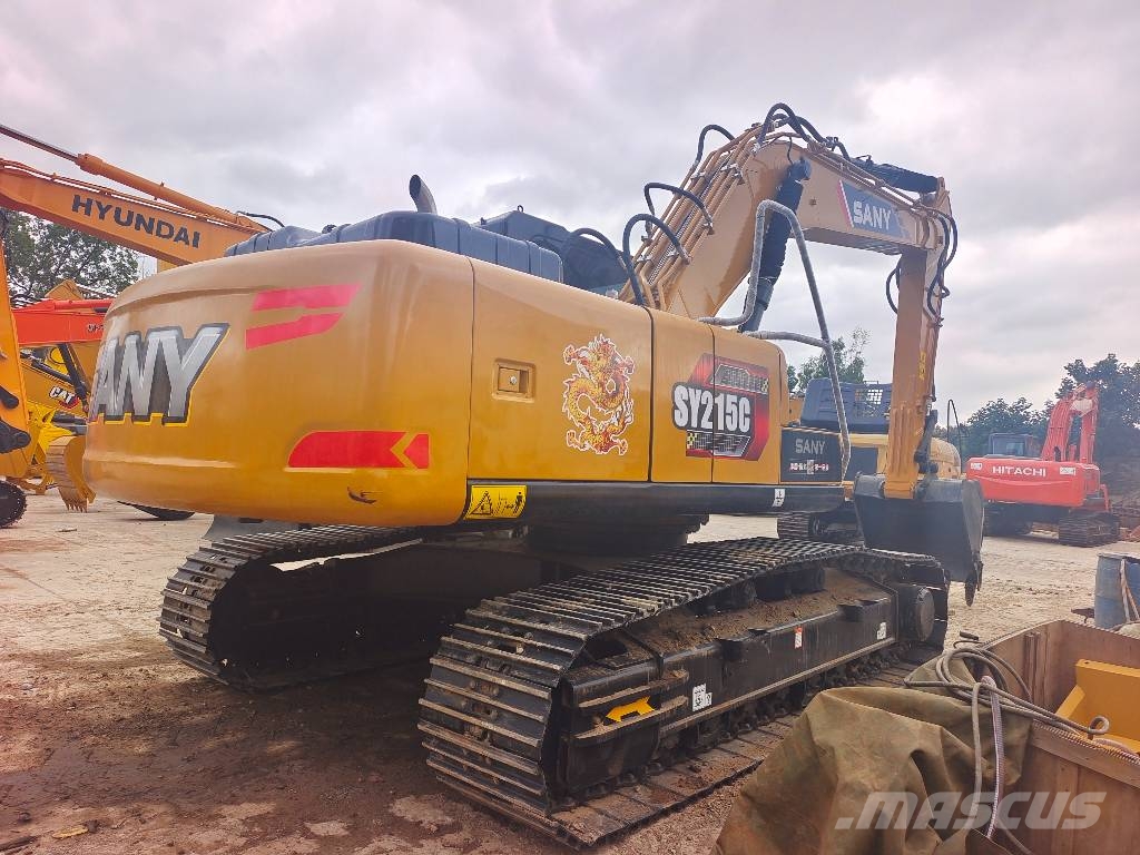 Sany 215C 3000 units excavators in stock Gravemaskiner på larvebånd