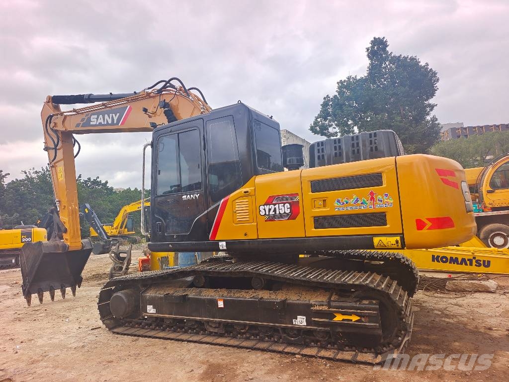 Sany 215C 3000 units excavators in stock Gravemaskiner på larvebånd