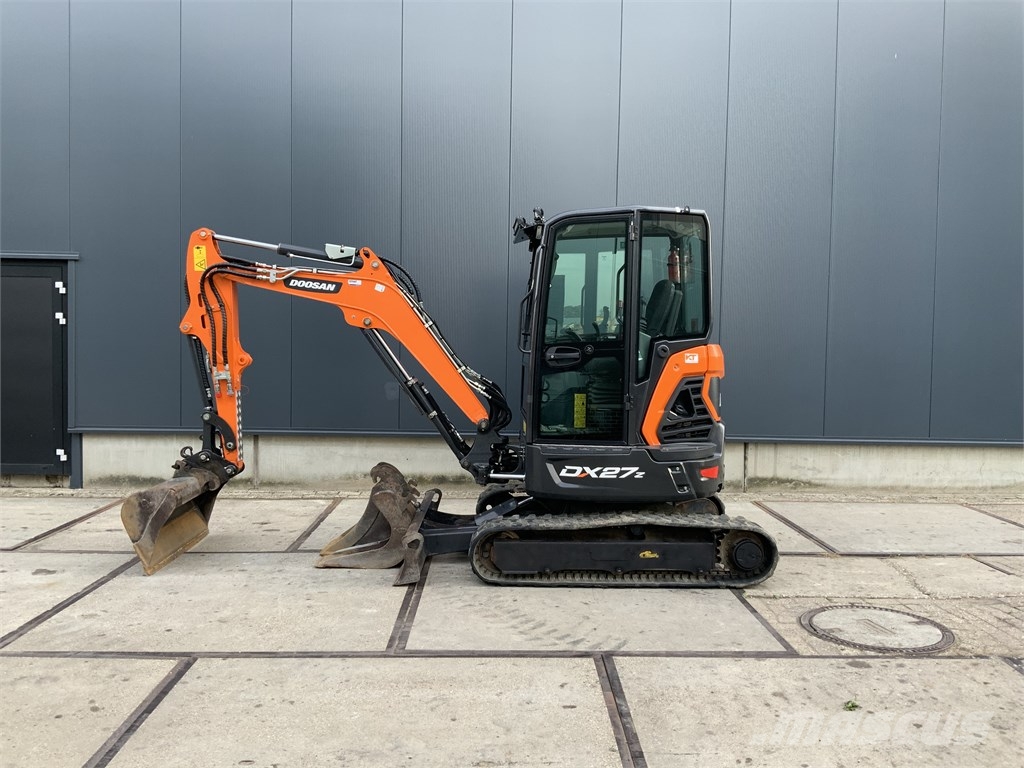 Doosan DX 27 Z Minigraafmachines < 7t