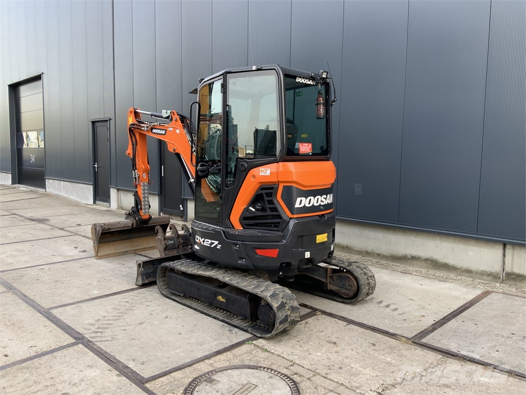 Doosan DX 27 Z Minigraafmachines < 7t