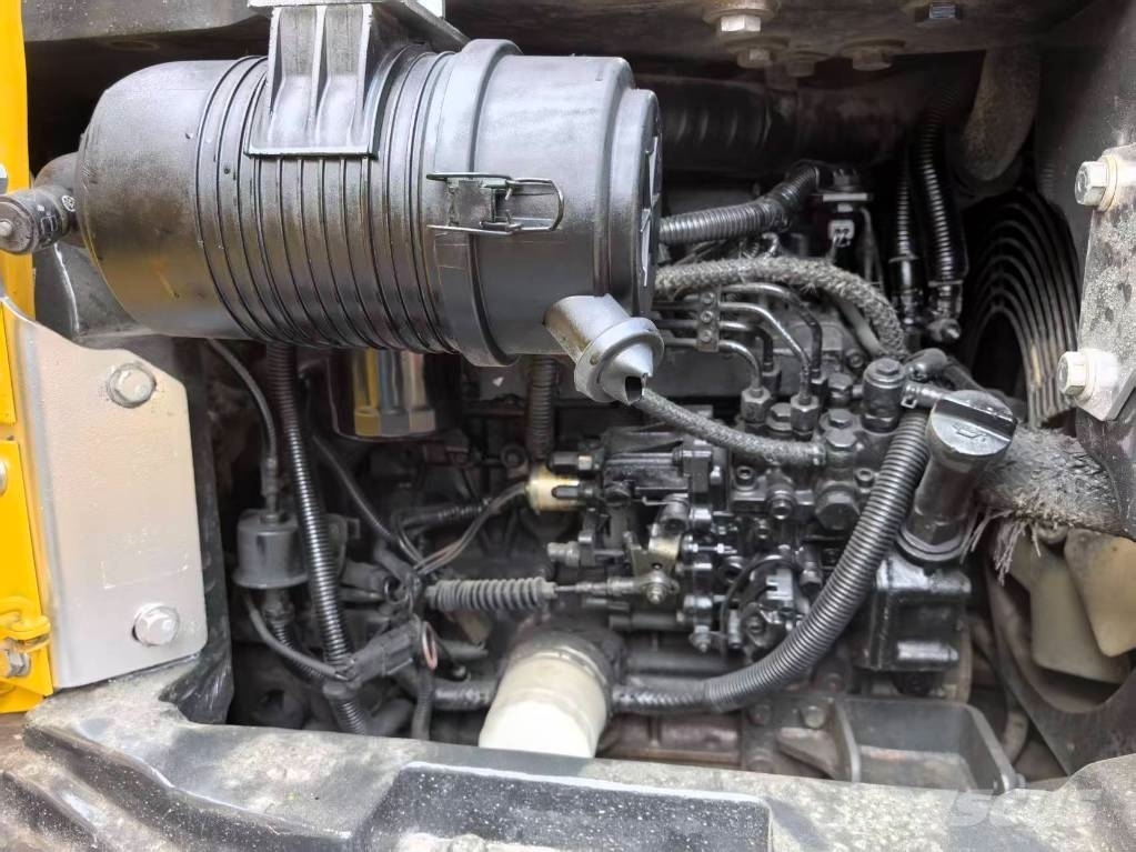 Komatsu PC 50 MR 小型挖掘机