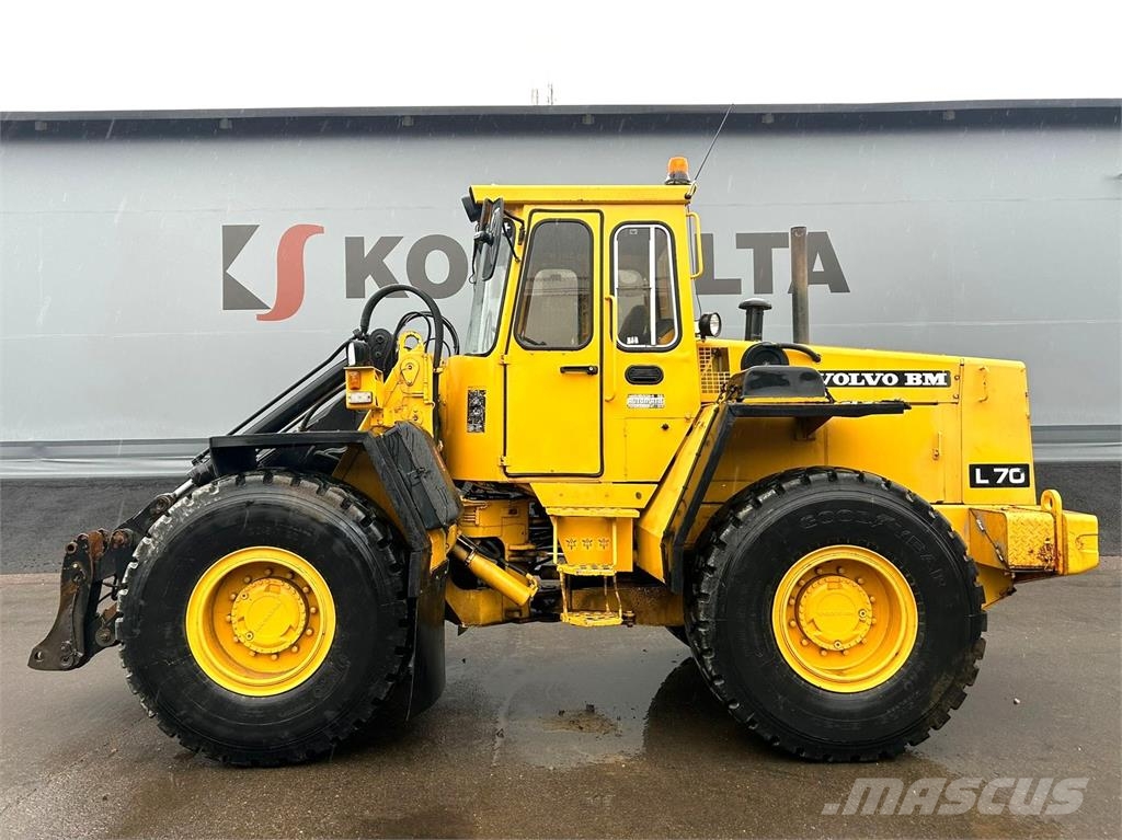 Volvo L70 HYVÄT RENKAAT Cargadoras sobre ruedas