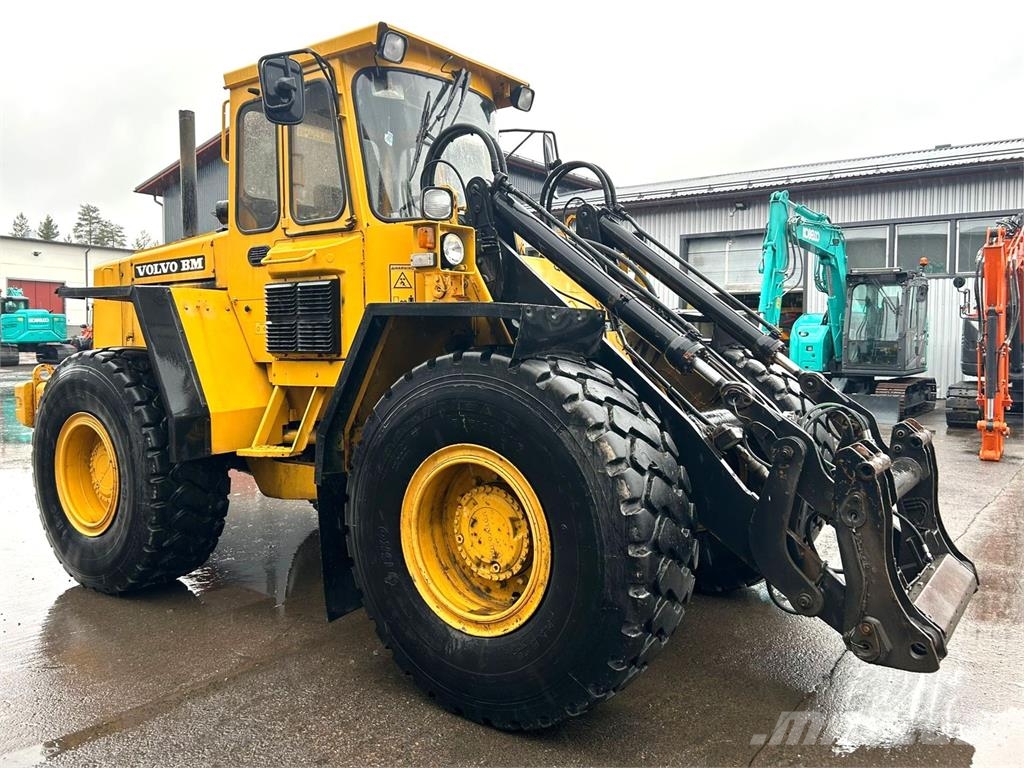 Volvo L70 HYVÄT RENKAAT Cargadoras sobre ruedas