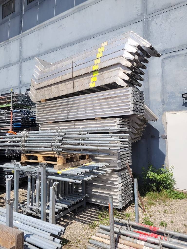 Peri Up Easy Scaffolding with %55 Discount Ліси будівельні, підйомники, вежі-тури