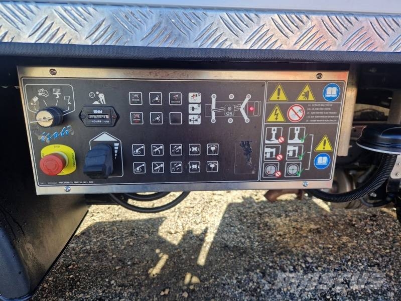 Isuzu M21 Isoli PNT200H - 20m, 230kg Avtokošare