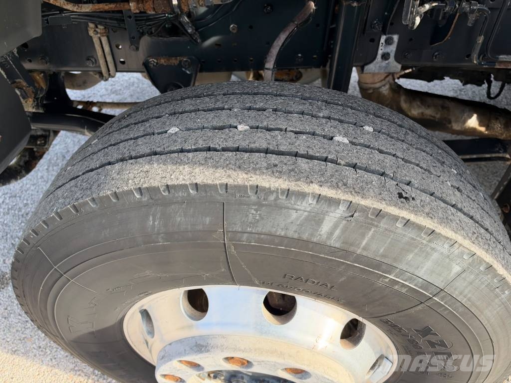 Iveco Trakker 400 Betonbiler