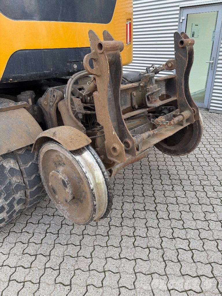 Hydrema MX16 Rail Gravemaskiner på hjul