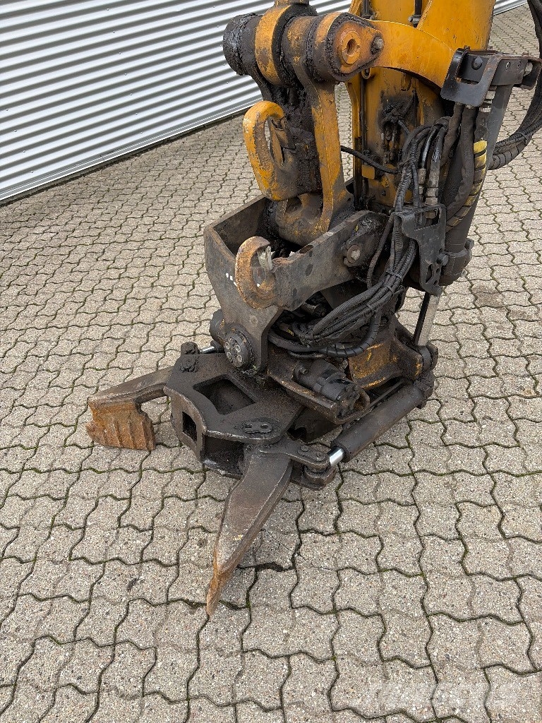 Hydrema MX16 Rail Gravemaskiner på hjul