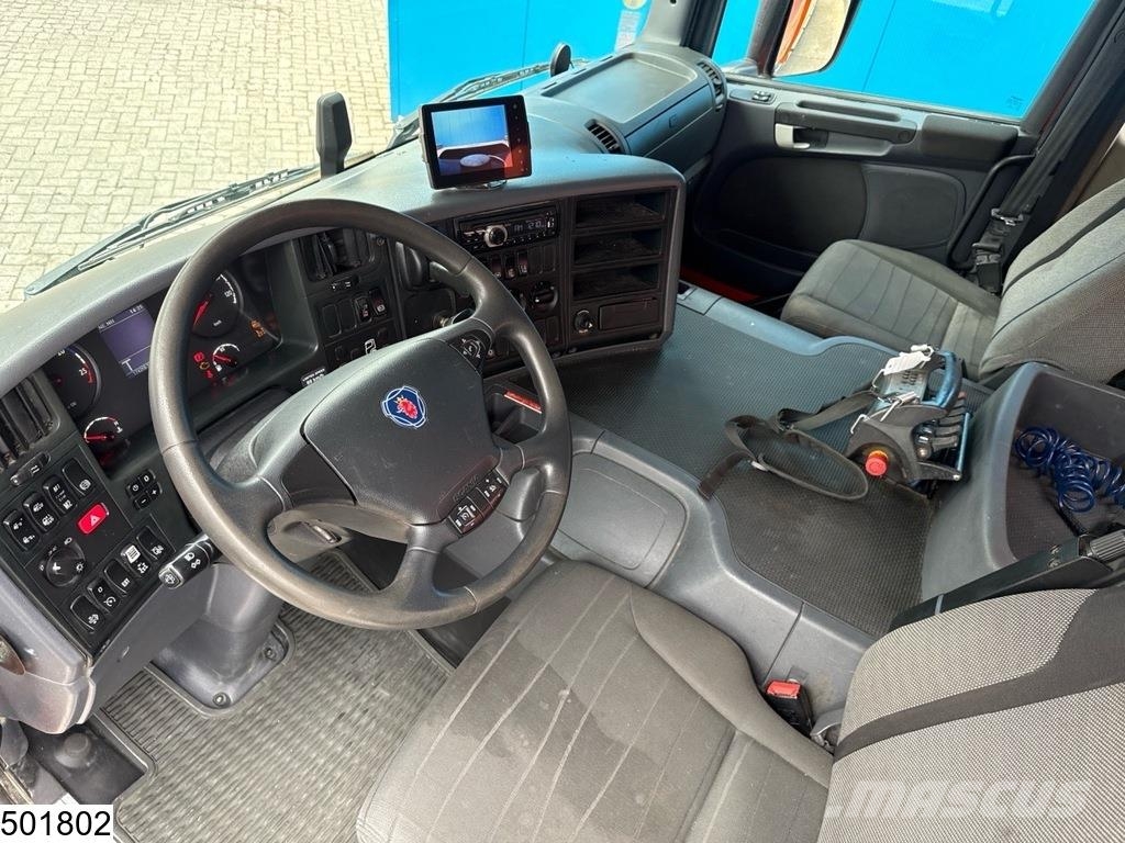 Scania P 410 8x4, Tridem, CNG, Hiab, Remote, Retarder Platformas/izkraušana no sāniem