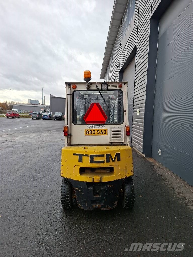 TCM FD 20 Dieseltrukki شاحنات الديزل