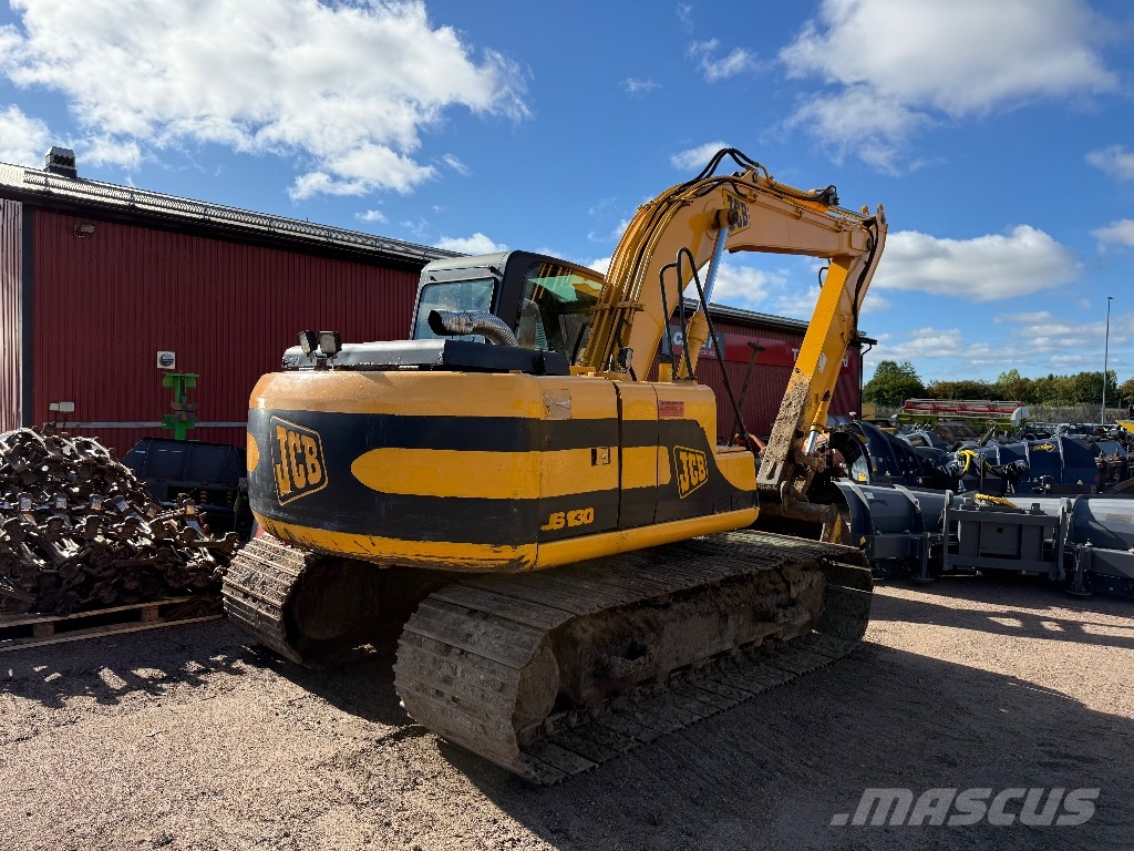 JCB JS 130 900band Rupsgraafmachines
