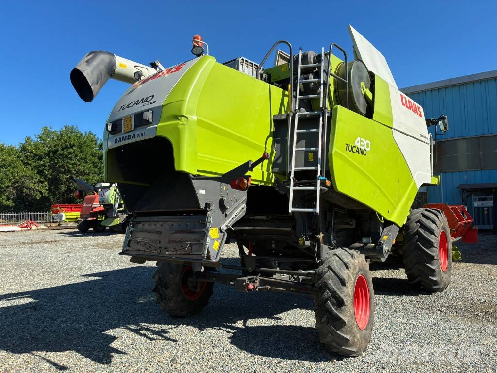 CLAAS TUCANO 430 MONTANA 4 Kombajni