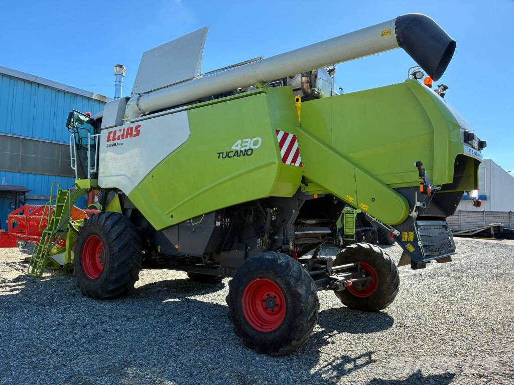 CLAAS TUCANO 430 MONTANA 4 Kombajni