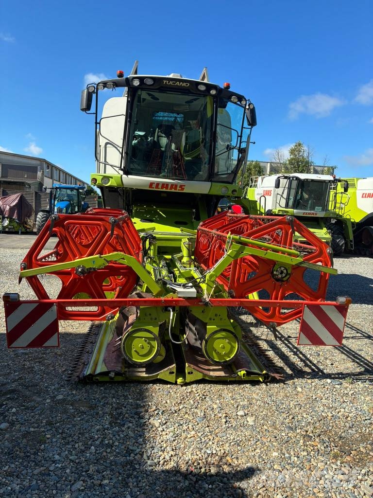 CLAAS TUCANO 430 MONTANA 4 Kombajni