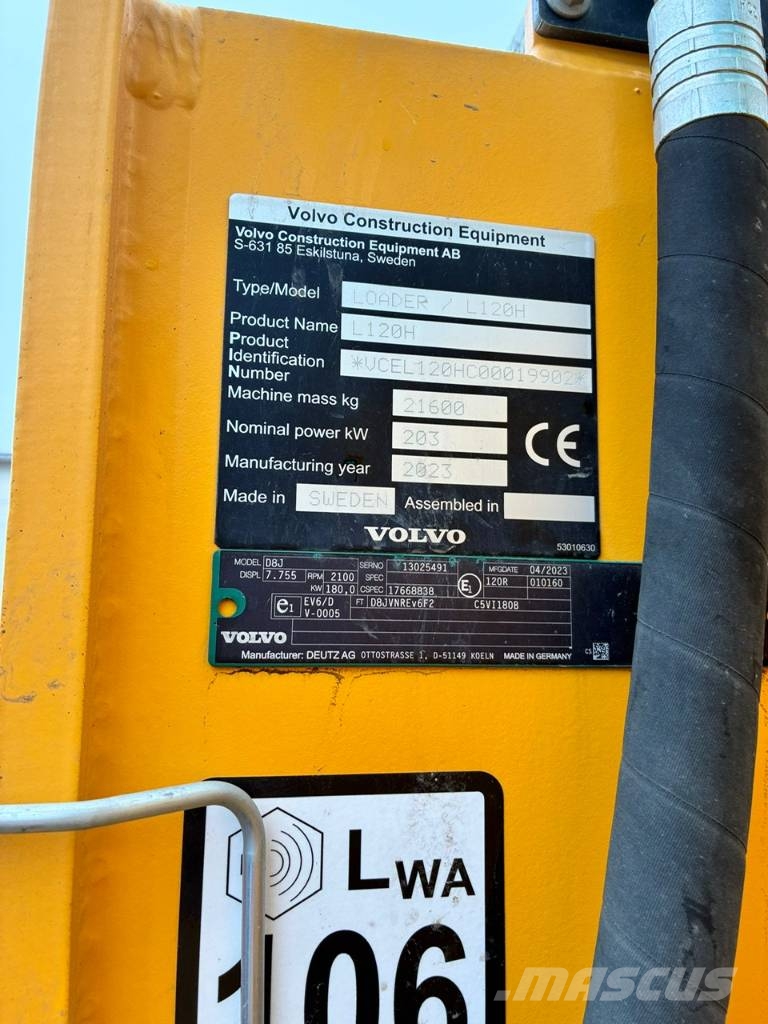 Volvo L 120 H 轮式装载机