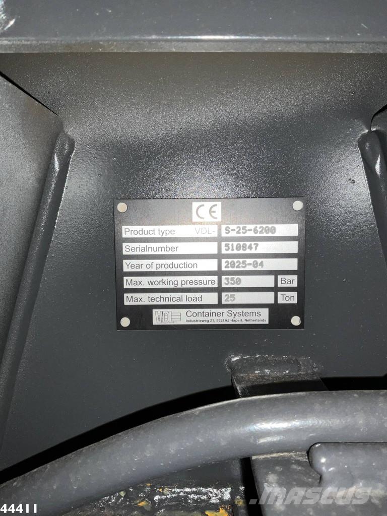 DAF FAQ XD 450 8x2 Euro 6 HMF 28 Tonmeter laadkraan Abrollkipper