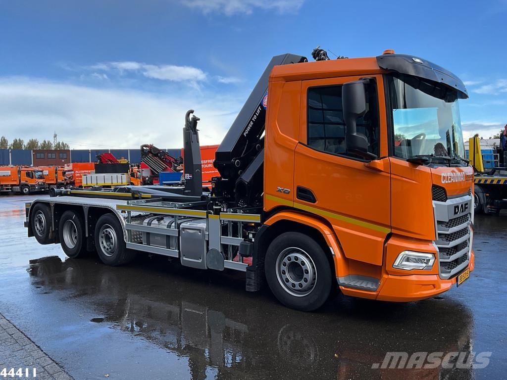 DAF FAQ XD 450 8x2 Euro 6 HMF 28 Tonmeter laadkraan Abrollkipper