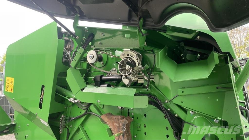John Deere RUNDBALLENPRESSE F441R Masina de balotat cilindric