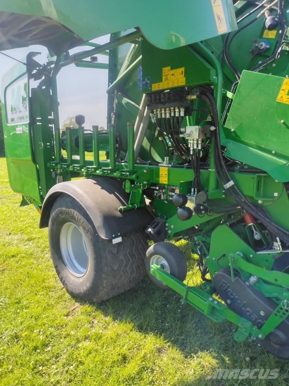 McHale Fusion Vario Rituļu preses