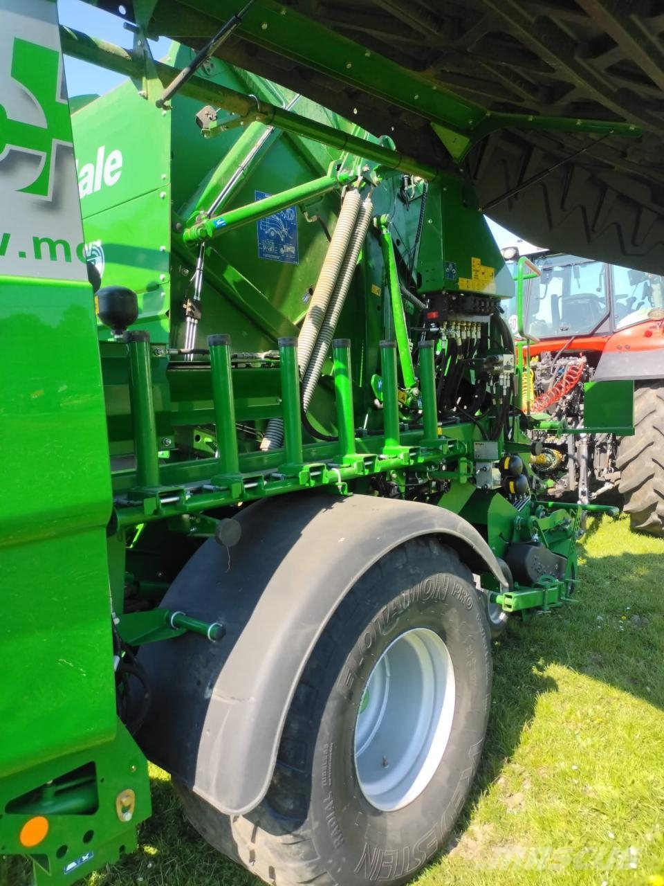 McHale Fusion Vario Rituļu preses
