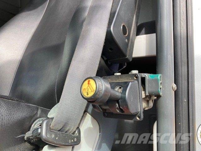 MAN TGA 18.440 4x4 Τράκτορες