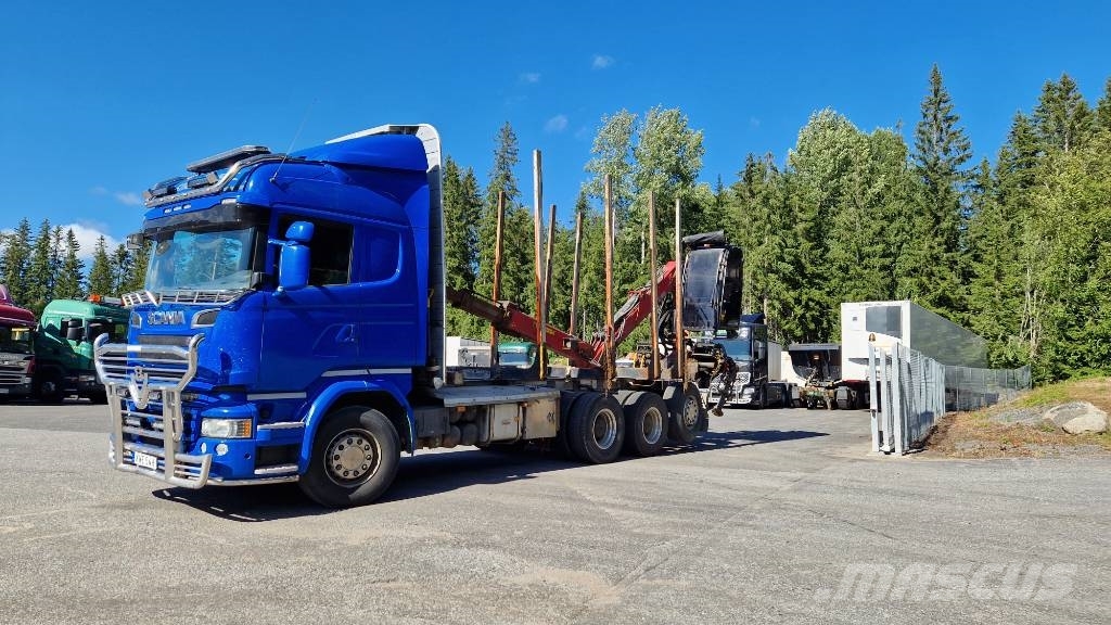 Scania R730 8x4*4 Kokvedēji