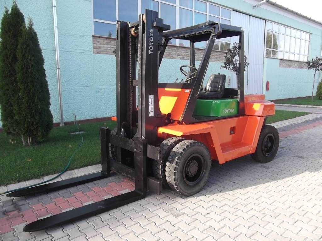 Toyota 3FD60 V-2013 (ONLY FOR EXPORT) OB Dízel targoncák