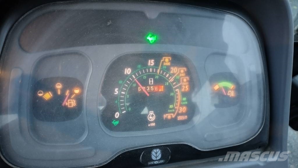 New Holland TL90 trima kuormaaja, sähköinen suunnanvaihtaja Traktorid
